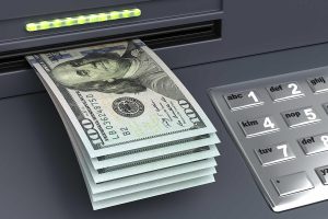 Când Retrageți Bani De La Bancomat, Verificați Întotdeauna Acest Detaliu Crucial Înainte De A Introduce Cardul