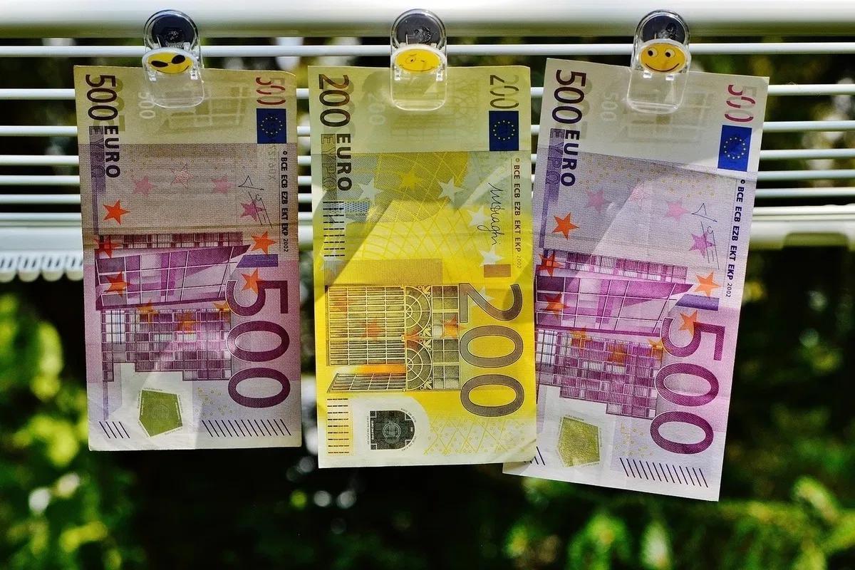 Ai Această Bancnotă Acasă? Se Licitează Pe Internet Cu Până La 20.000 De Euro
